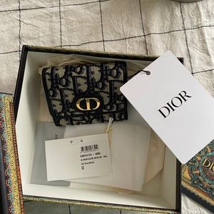 Dior 30 Montaigne Lotus Wallet - NEW